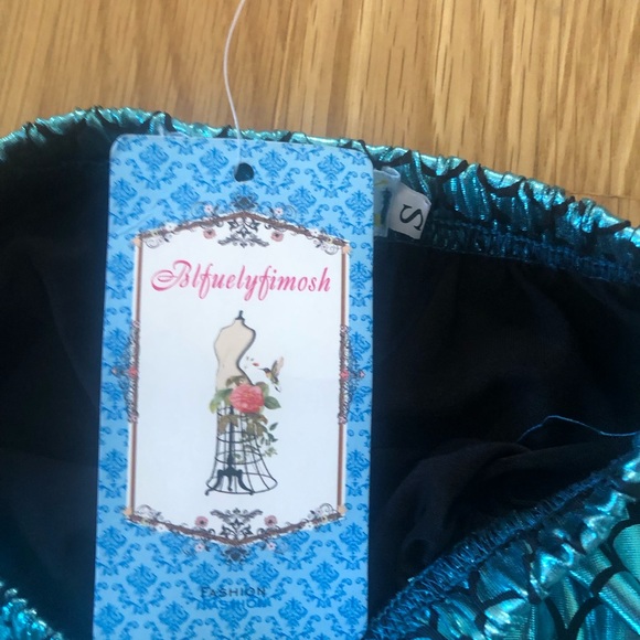 Mermaid tail- NWT - Picture 4 of 6